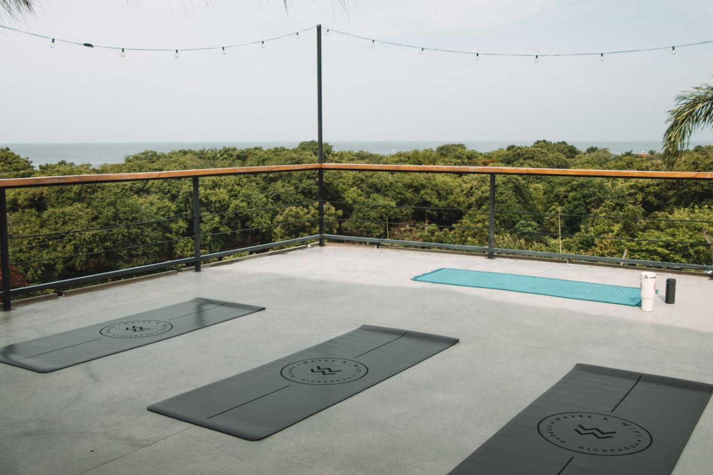Waves & Wifi - Coworking & Coliving Space In Popoyo Salinas Buitenkant foto